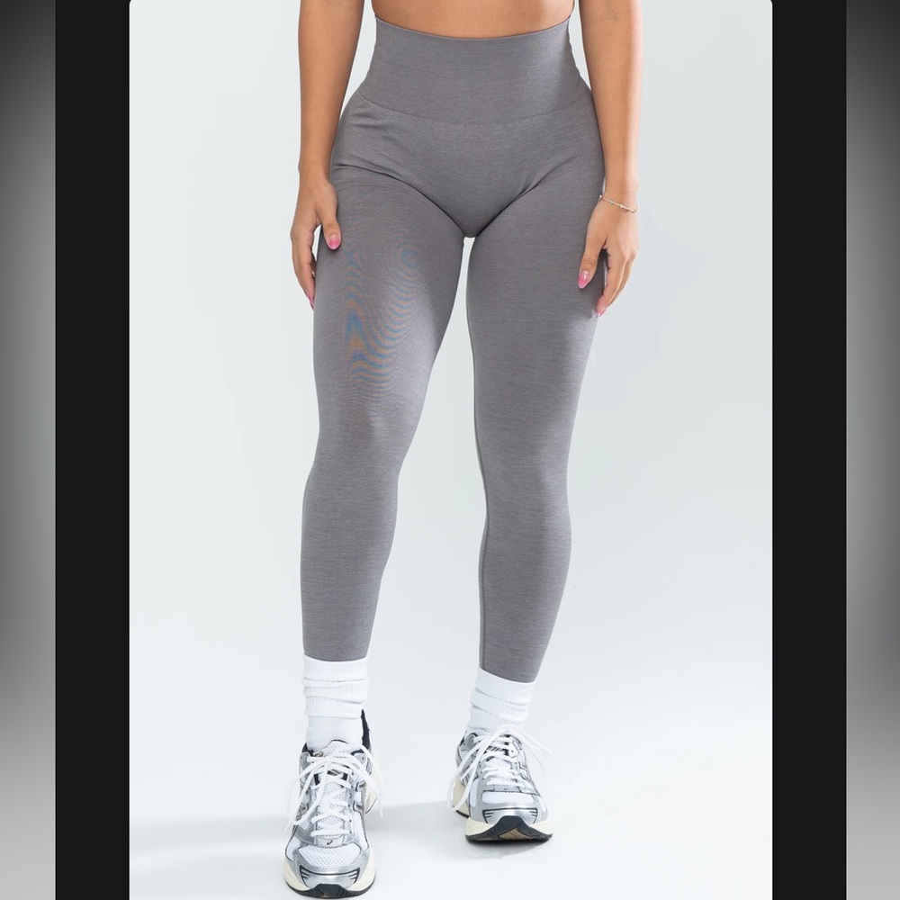 Inaka Power Stella Seamless Grey Leggings